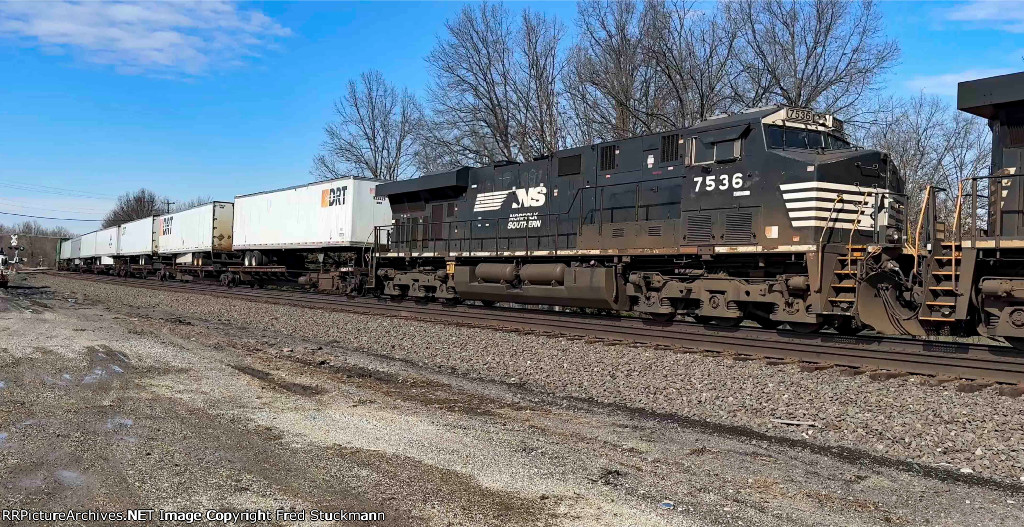 NS 7536